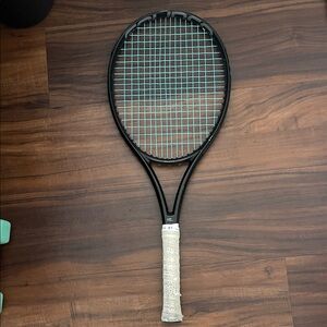 SOLINCO Blackout 265 Tennis Racquet Racket Raquet